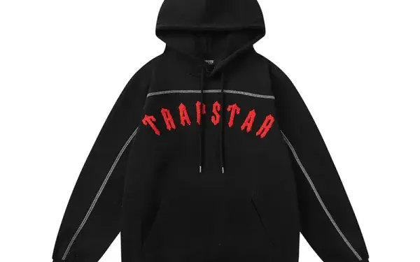 trapstar-red-logo-black-hoodie-600x600