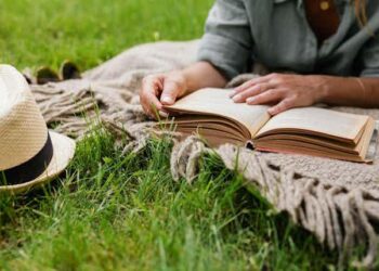 Evan Bass Men’s Clinic Discusses How to Get Back to Reading Consistently